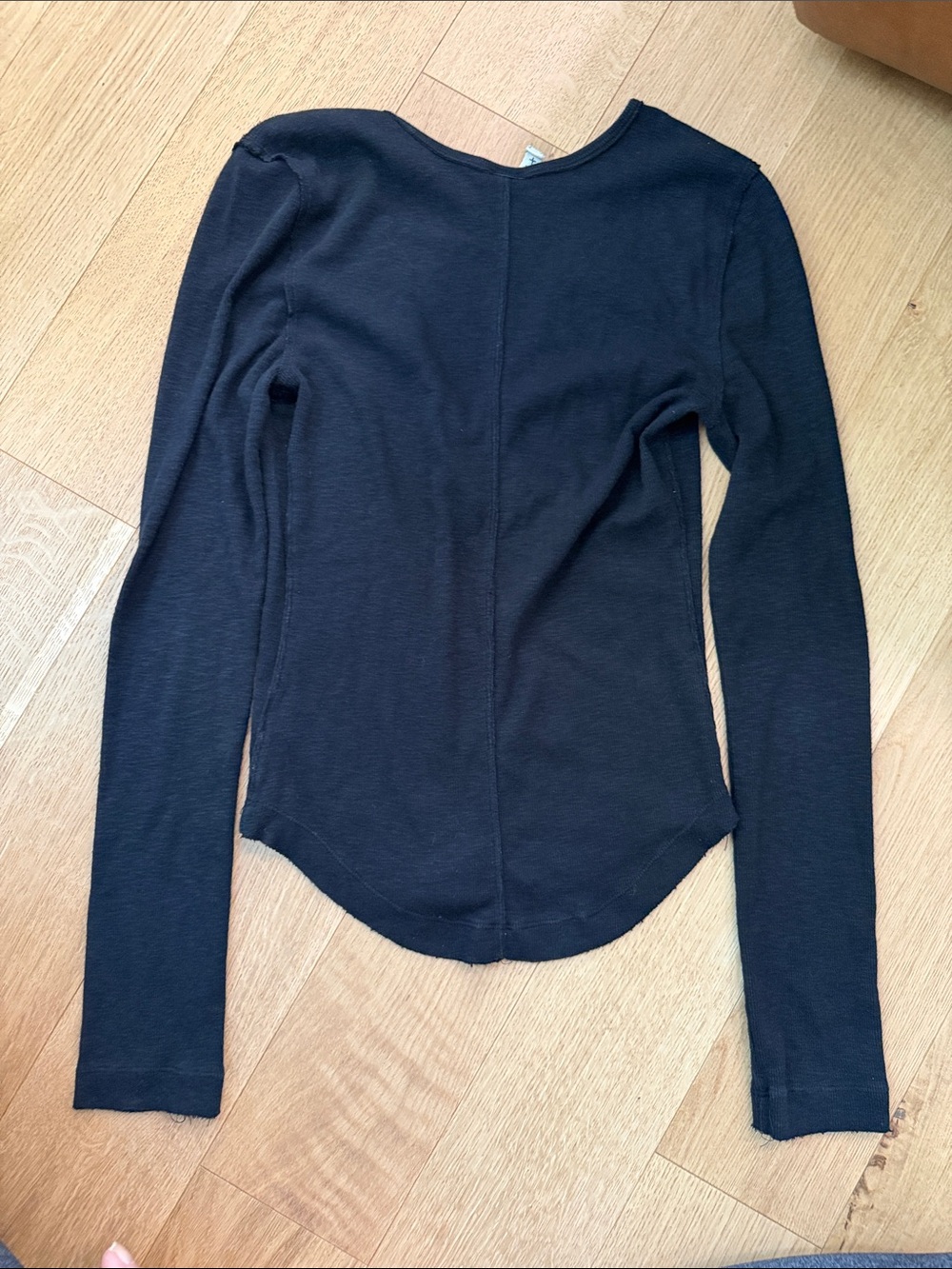 Black We The Free Women’s Tate Layering Top Ribbed Long Sleeve Tee, Size M - Picture 3 of 3